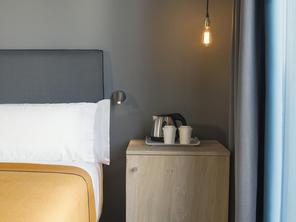 Yurbban Trafalgar Hotel Барселона Екстериор снимка