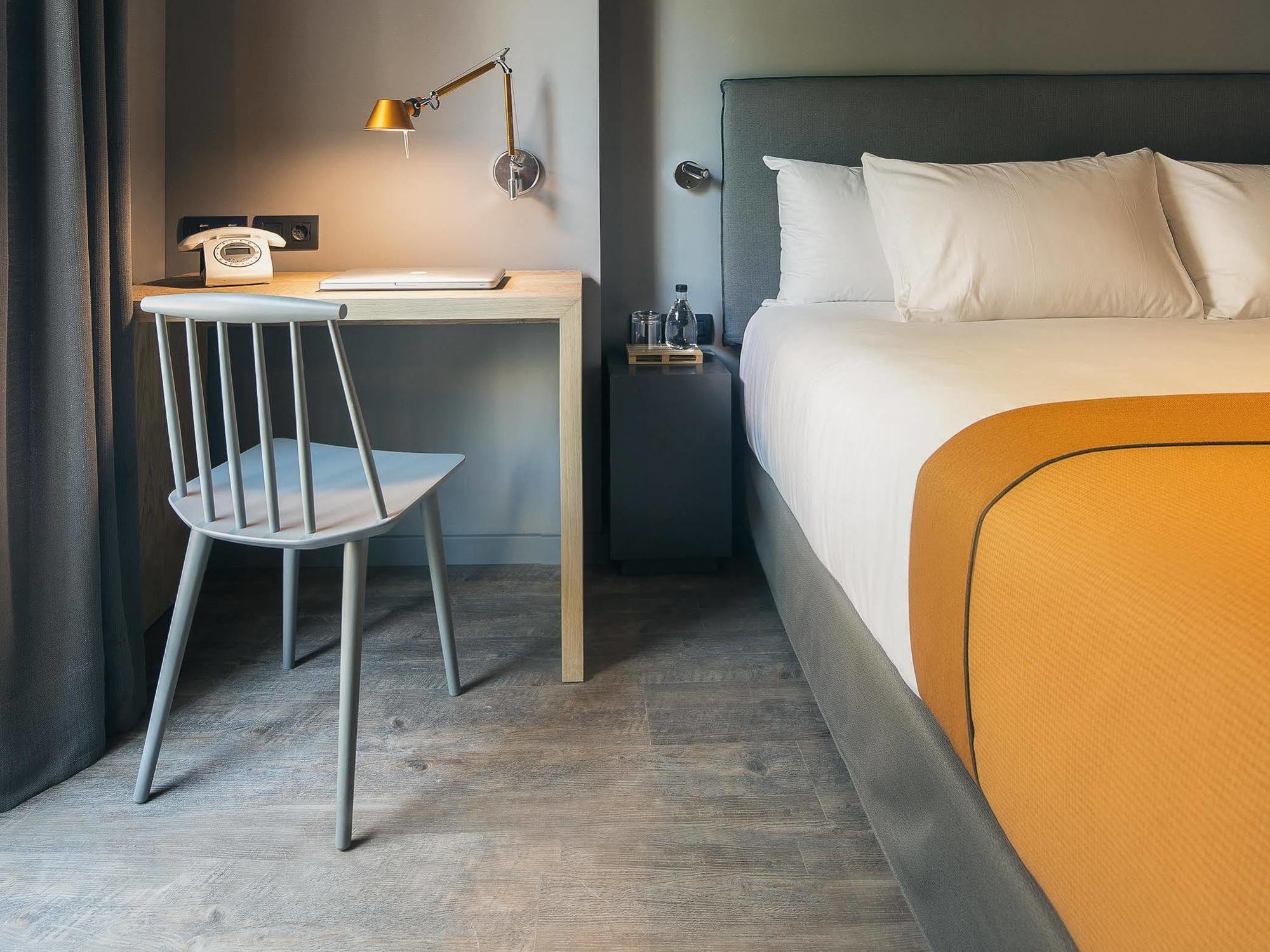 Yurbban Trafalgar Hotel Барселона Екстериор снимка